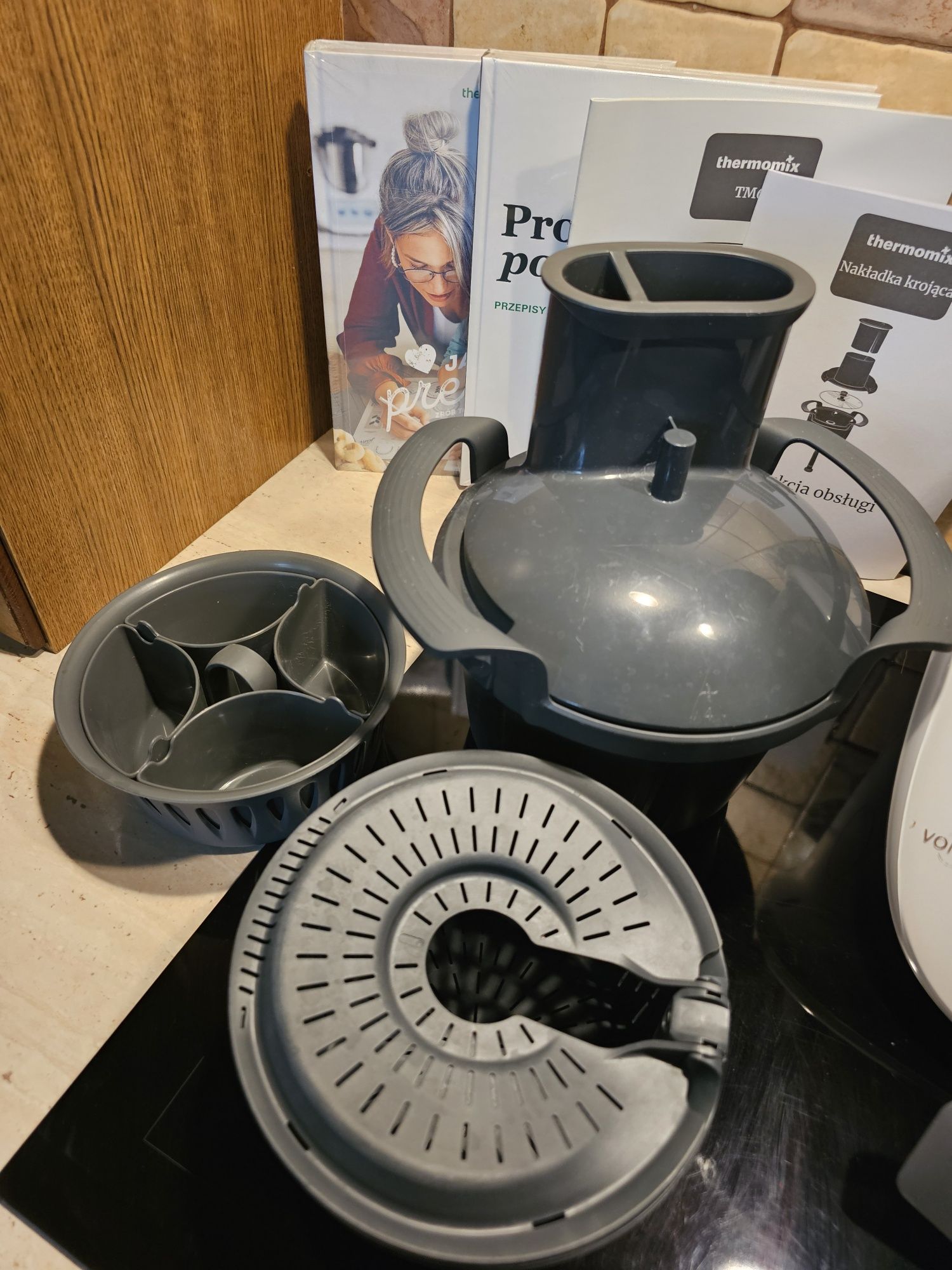 Thermomix 6, krajalnica plus inne dodatki