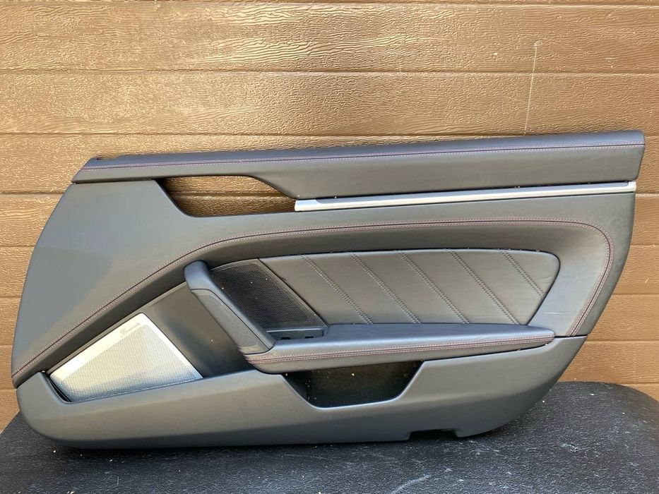 Porsche carrera 911 992 дверна карта права