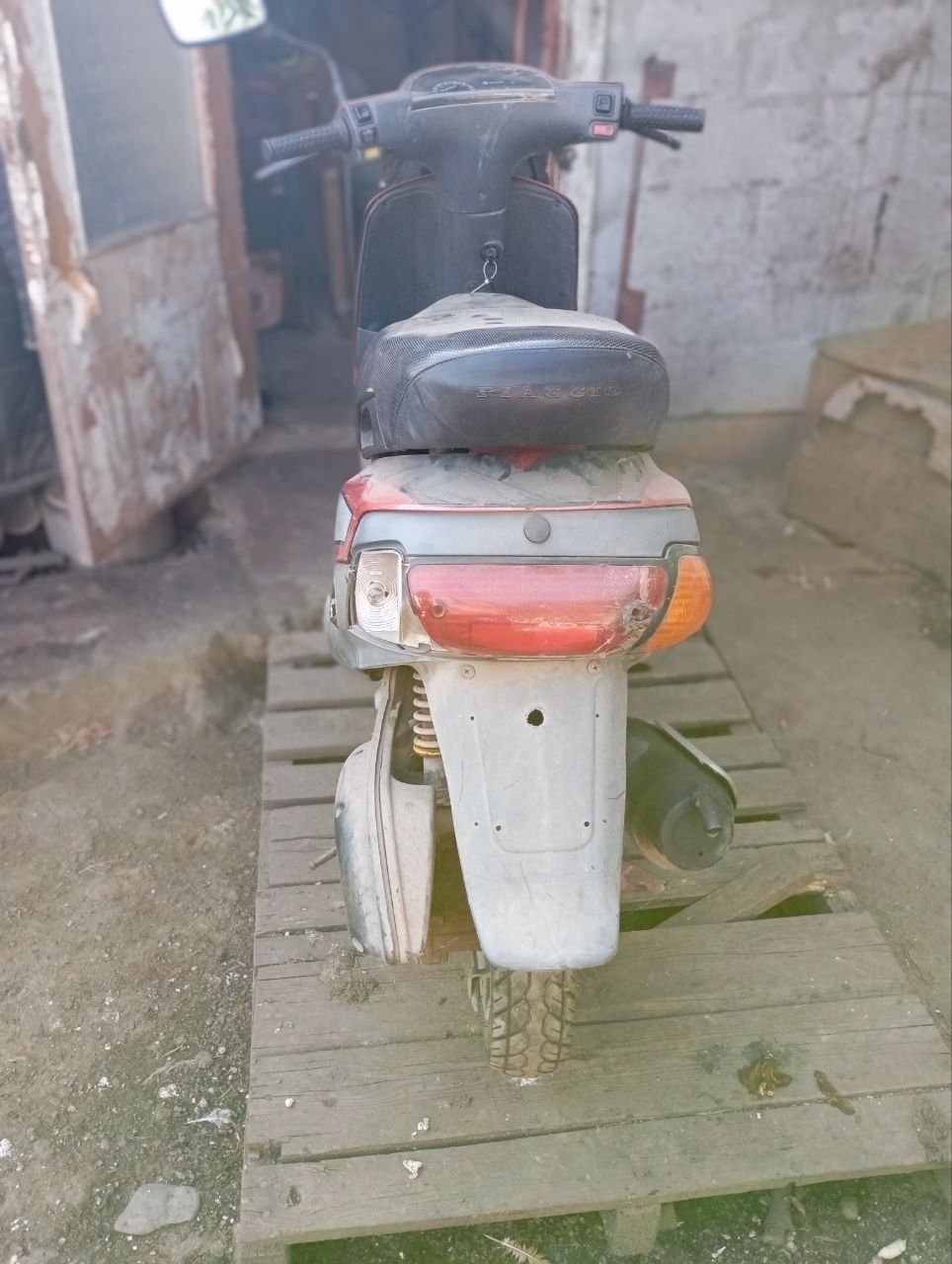 Продам скутер Італія