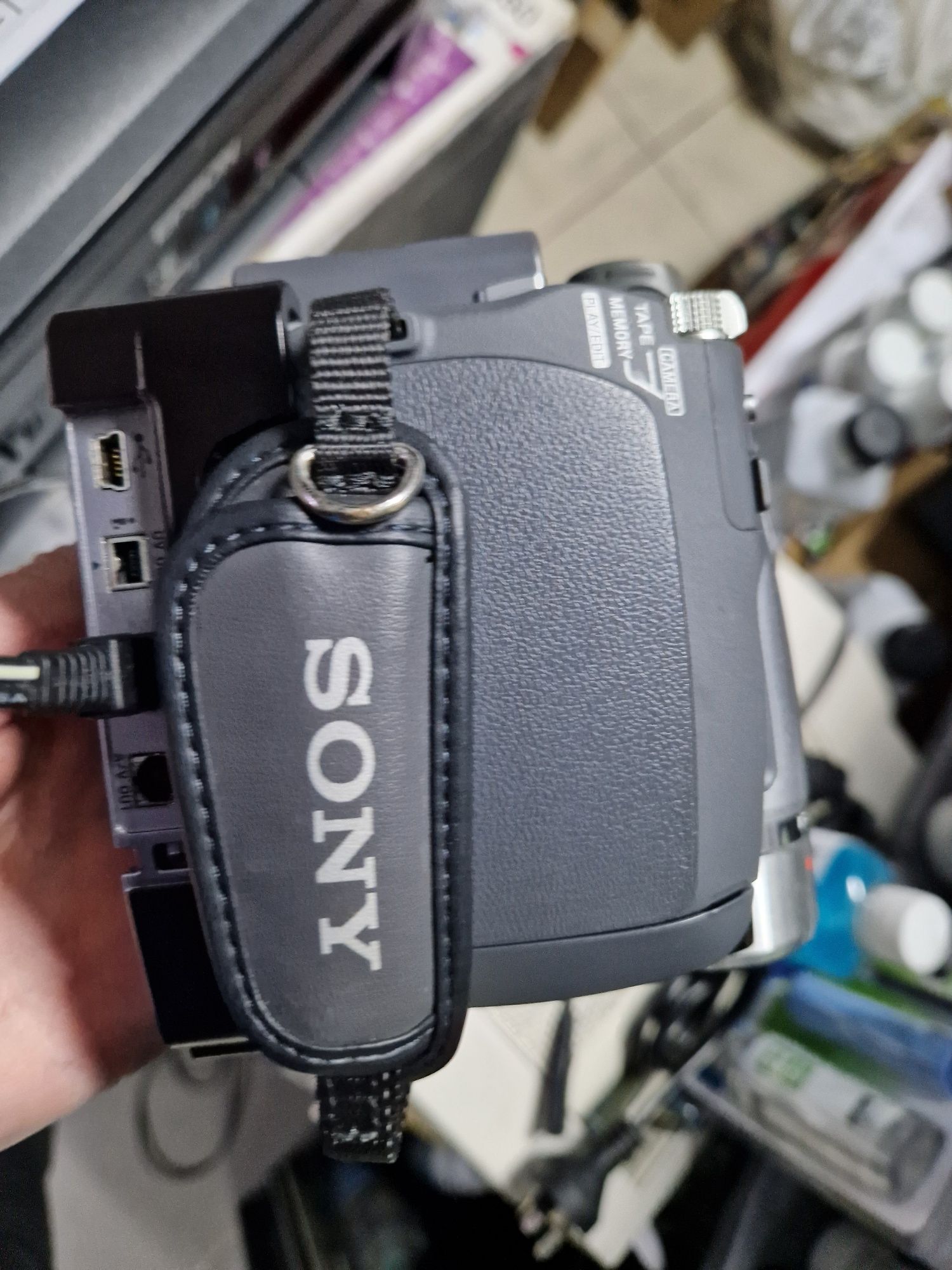 Відеокамера Sony, Canon