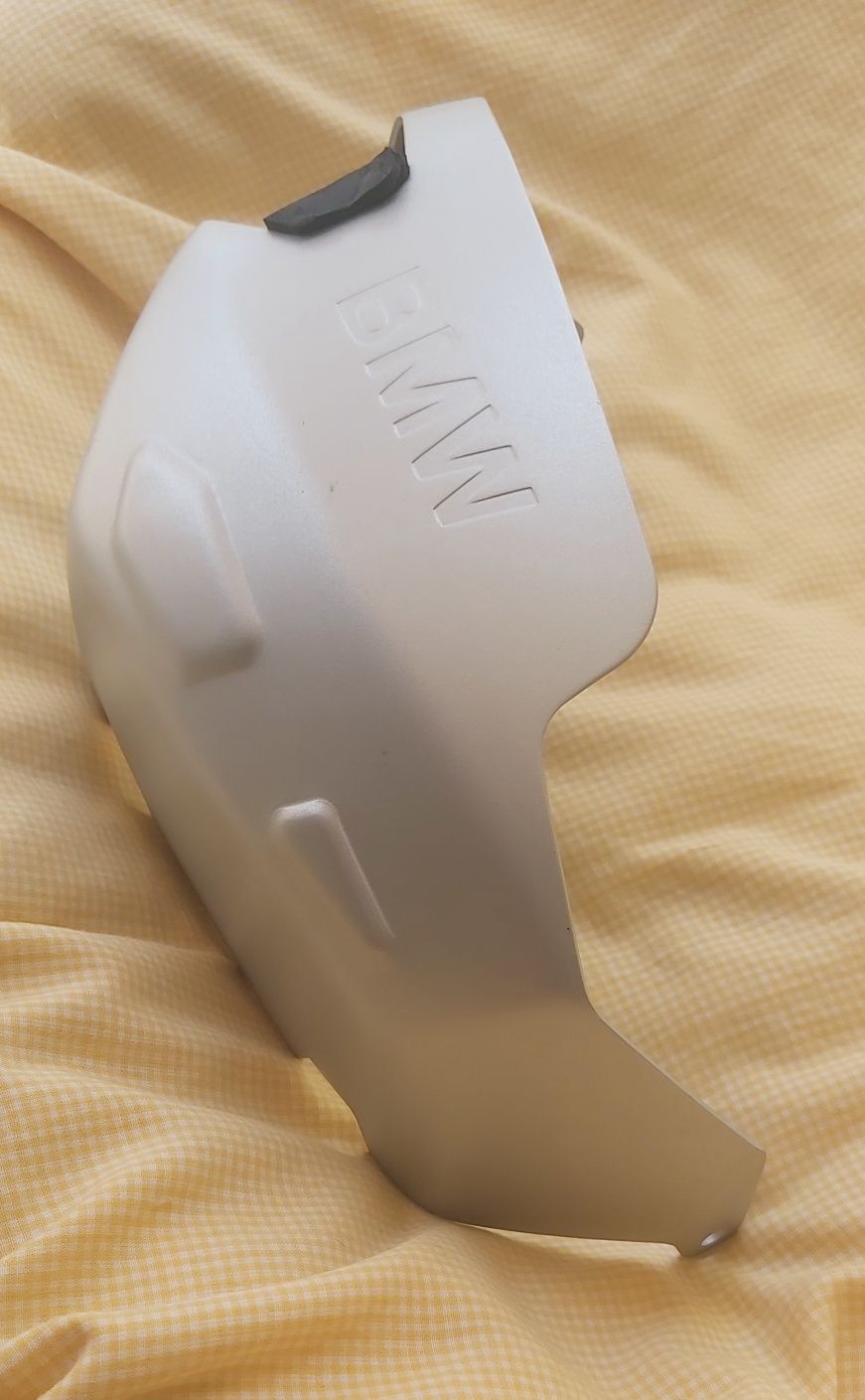 Protecção de cilindro BMW 1200 GSA, de 2012. Quase novo, em aluminio.