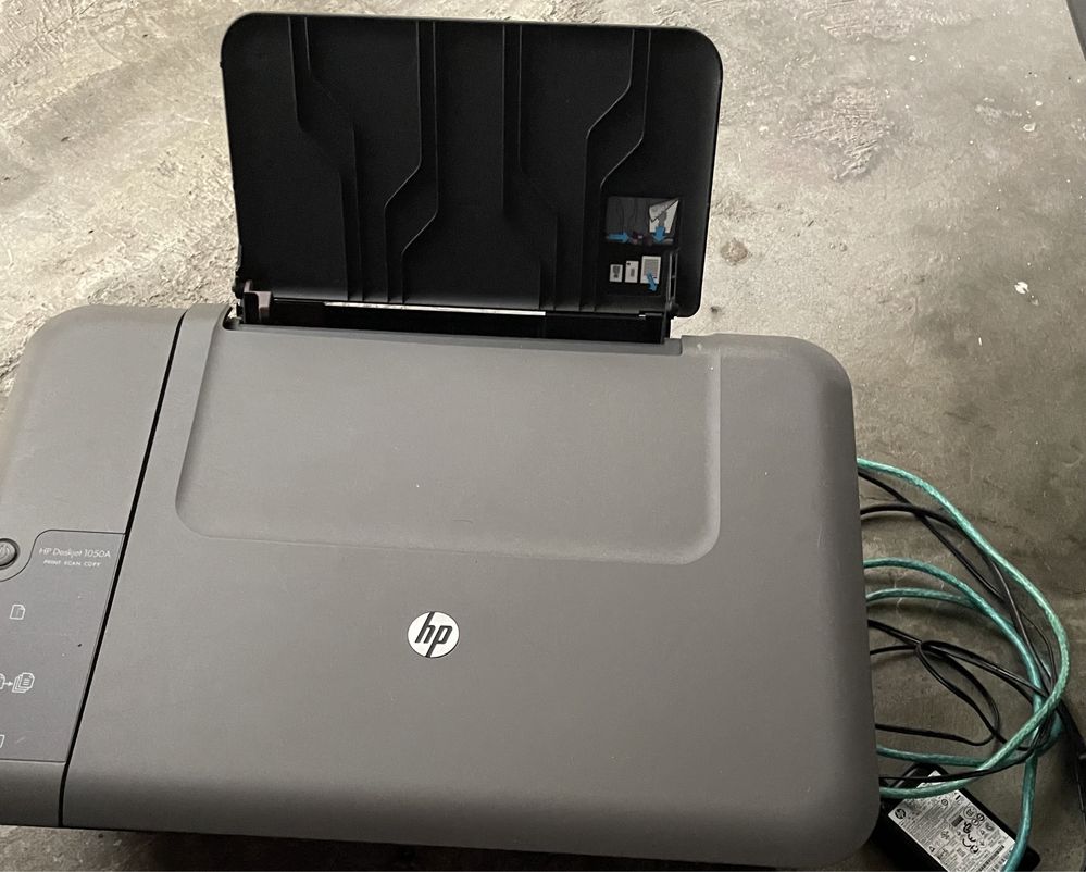 Impressora HP 1050
