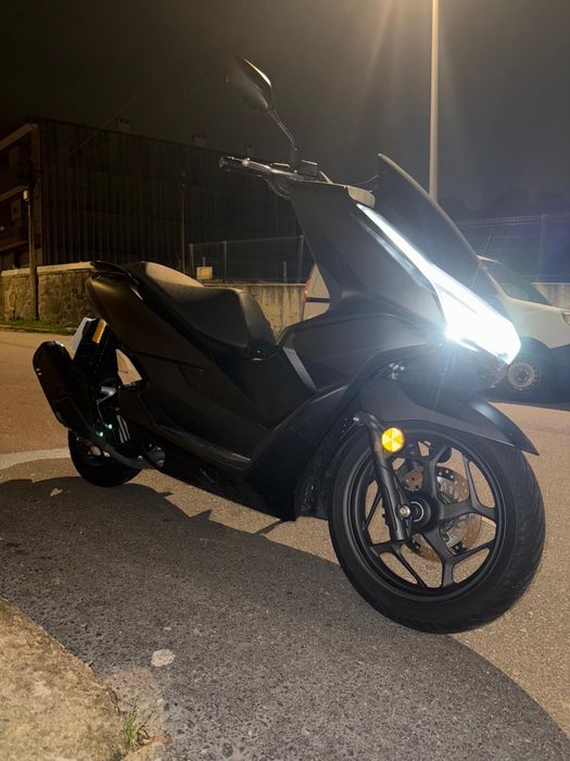 Alugo pcx para trabalho