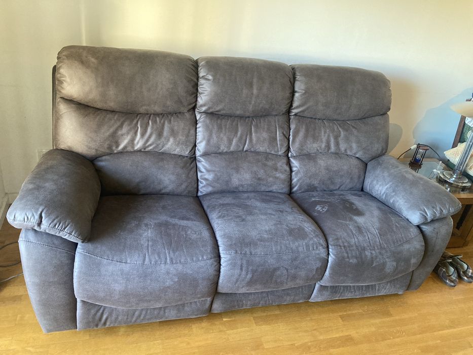Sofá 3 lugares super confortável e rebatível como novo