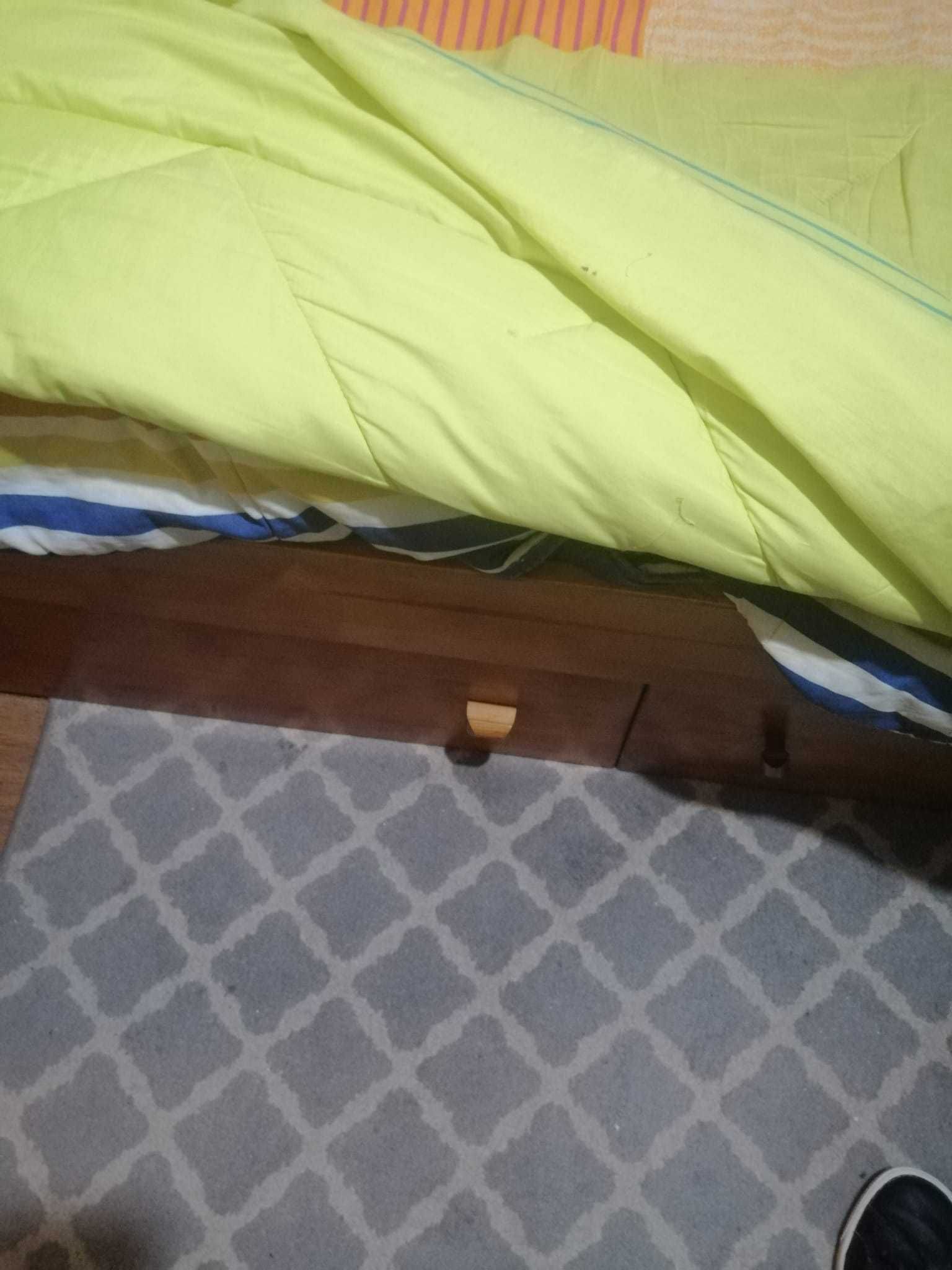 Cama com Gavetão em Cerejeira + Colchão — VENDA URGENTE