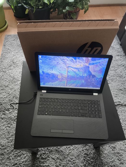 *Win10* HP Intel i3, 8GB RAM, Disco 1000 GB, com caixa