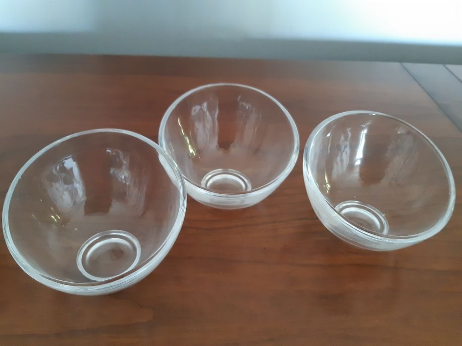 Zestaw 3 szklanych miseczek