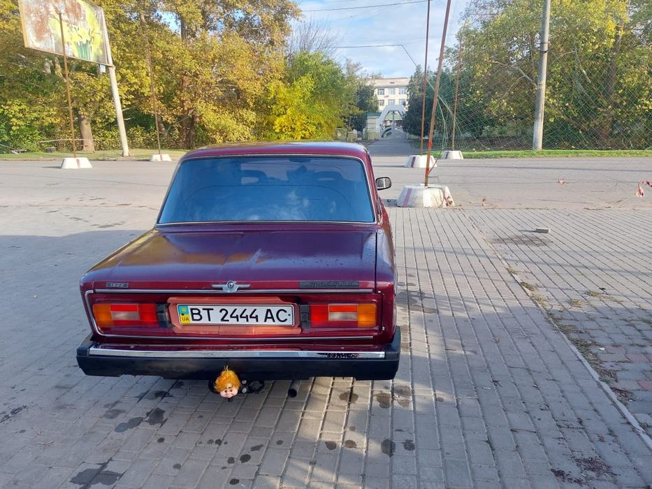 Продам ваз-2106 бензин 1986 год на полном ходу