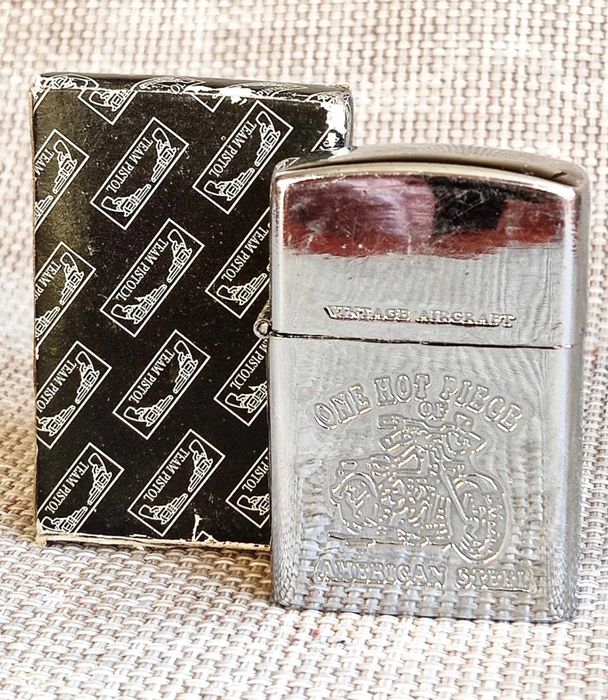 Запальничка Team Pistol (в упаковці)