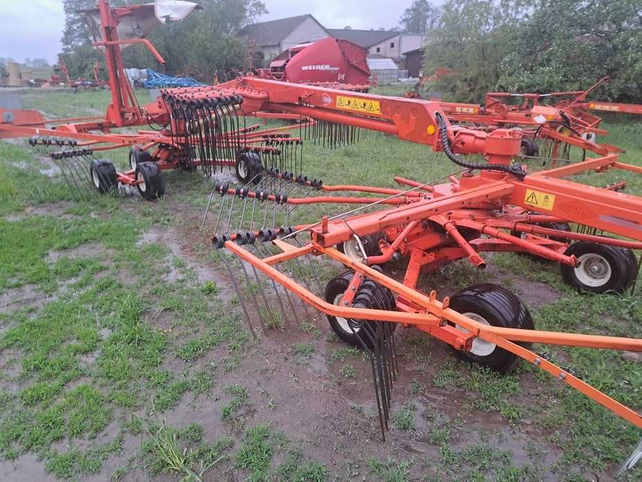 zgrabiarka  claas 680L/2010R nowszy typ/kuhn 7822