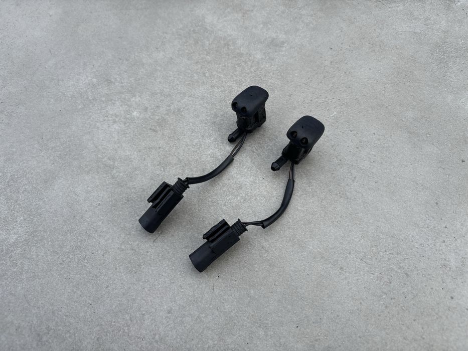 Форсунки омивача лобового скла бмв Е39 Форсунка Омивателя стікла bmw