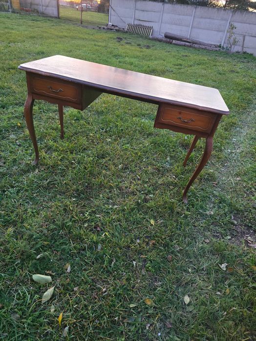 Biurko w stylu Ludwik XVI