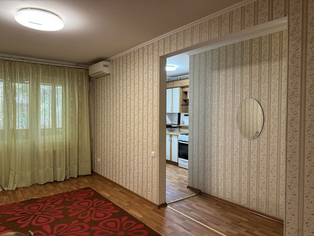 Продам 1-но комнатную квартиру на ул. Космонавтов/Генерала Петрова.