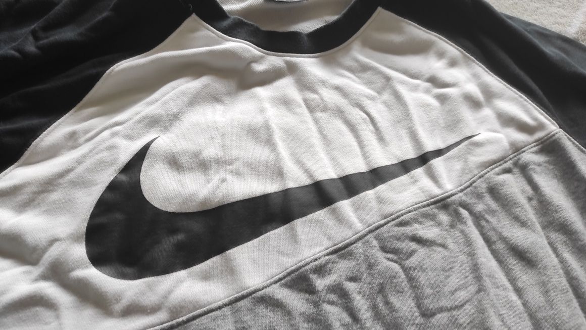 Śliczna bluza Nike