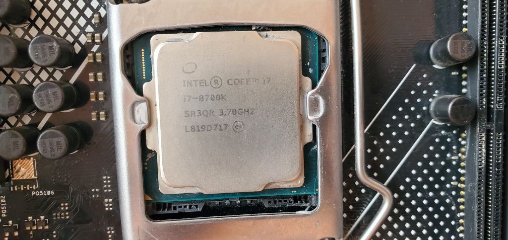 Asus Prime Z390-A vs i7 8700k, 24Gb Ddr4 Kingston Fury