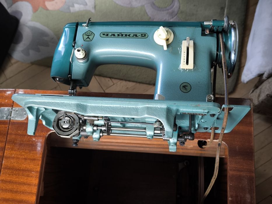 Продам швейну машинку Чайка-2 (СССР)