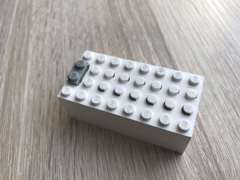 Lego 4760c00 pojemnik na baterie 9V