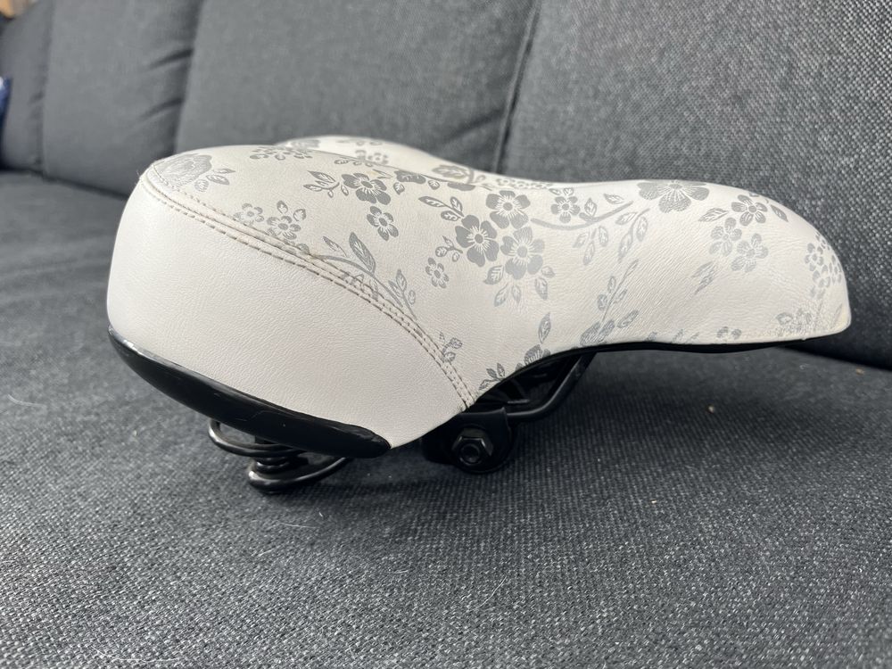 Siodełko rowerowe Selle biale w kwiatki amortyzowane