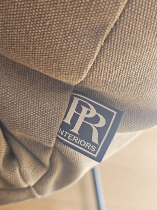 Cadeirão Área em bom estado