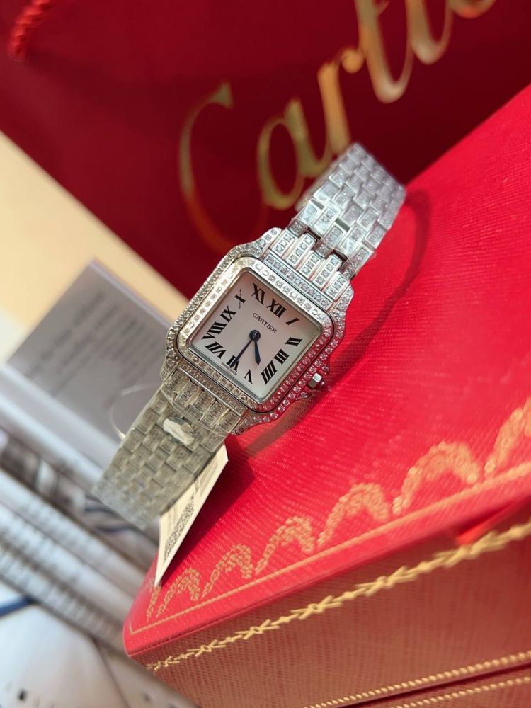 Часы Cartier женские