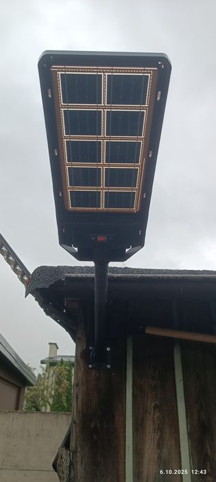 Latarnia solarna dwustronny panel solarny model kers FT-300w ,12000mah