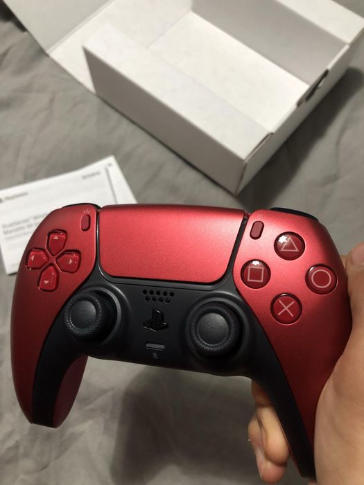 Comando PS5 Volcanic Red