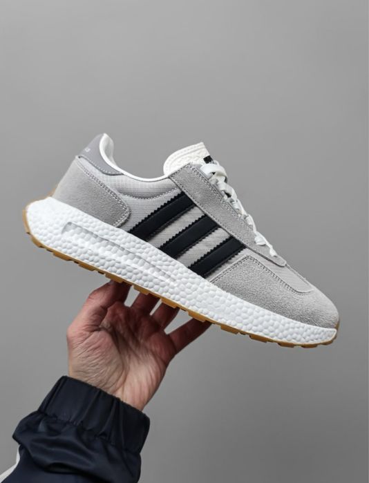 Кросівки чоловічі Adidas Retropy E5 Grey Black 41-45