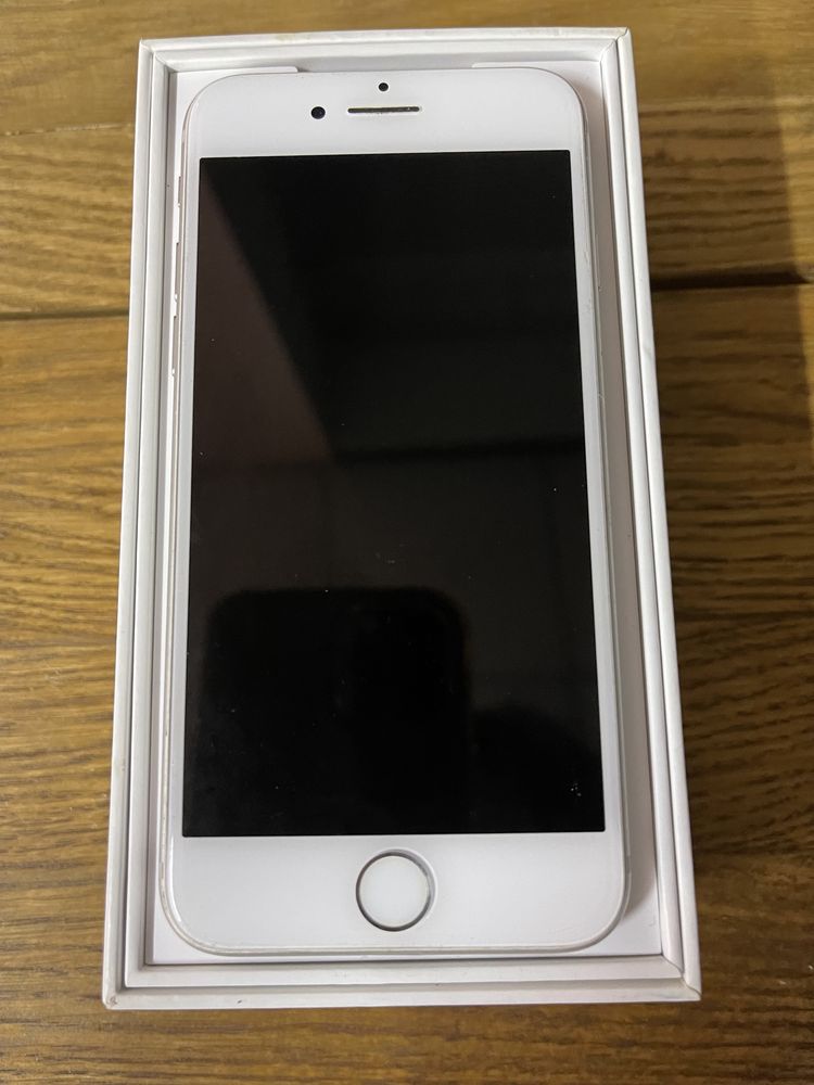 Айфон IPhone 7.  128 GB