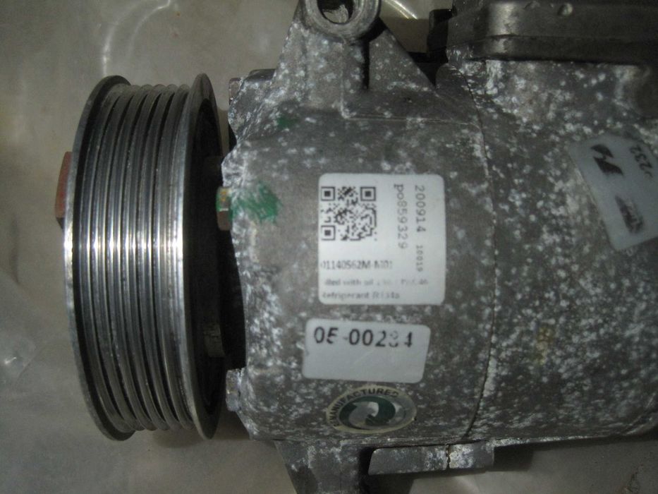 Продам Компрессор автомобиля    AUDI A4 B7 - под восстановление