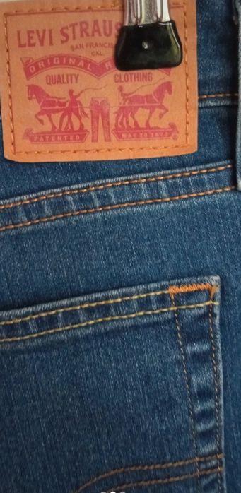 Damskie spodnie Levi Strauss & Co. 42/44