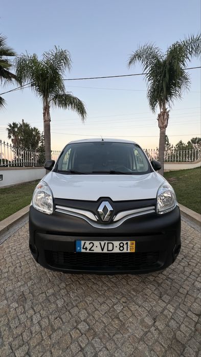 Renault Kangoo Maxi 1.5 dCi 3 Lugares – Ano 2018 trato financiamento