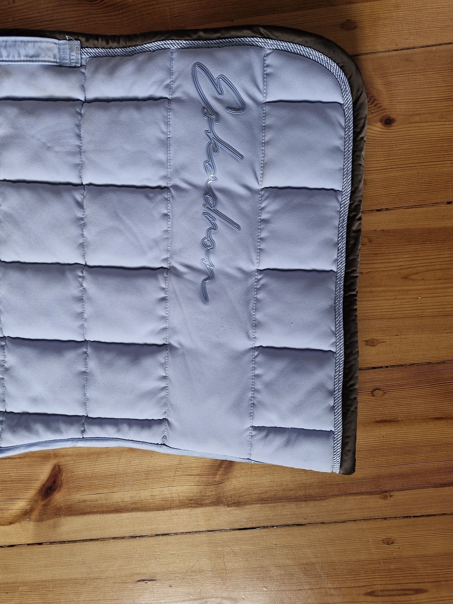 eskadron big square sky blue full vs