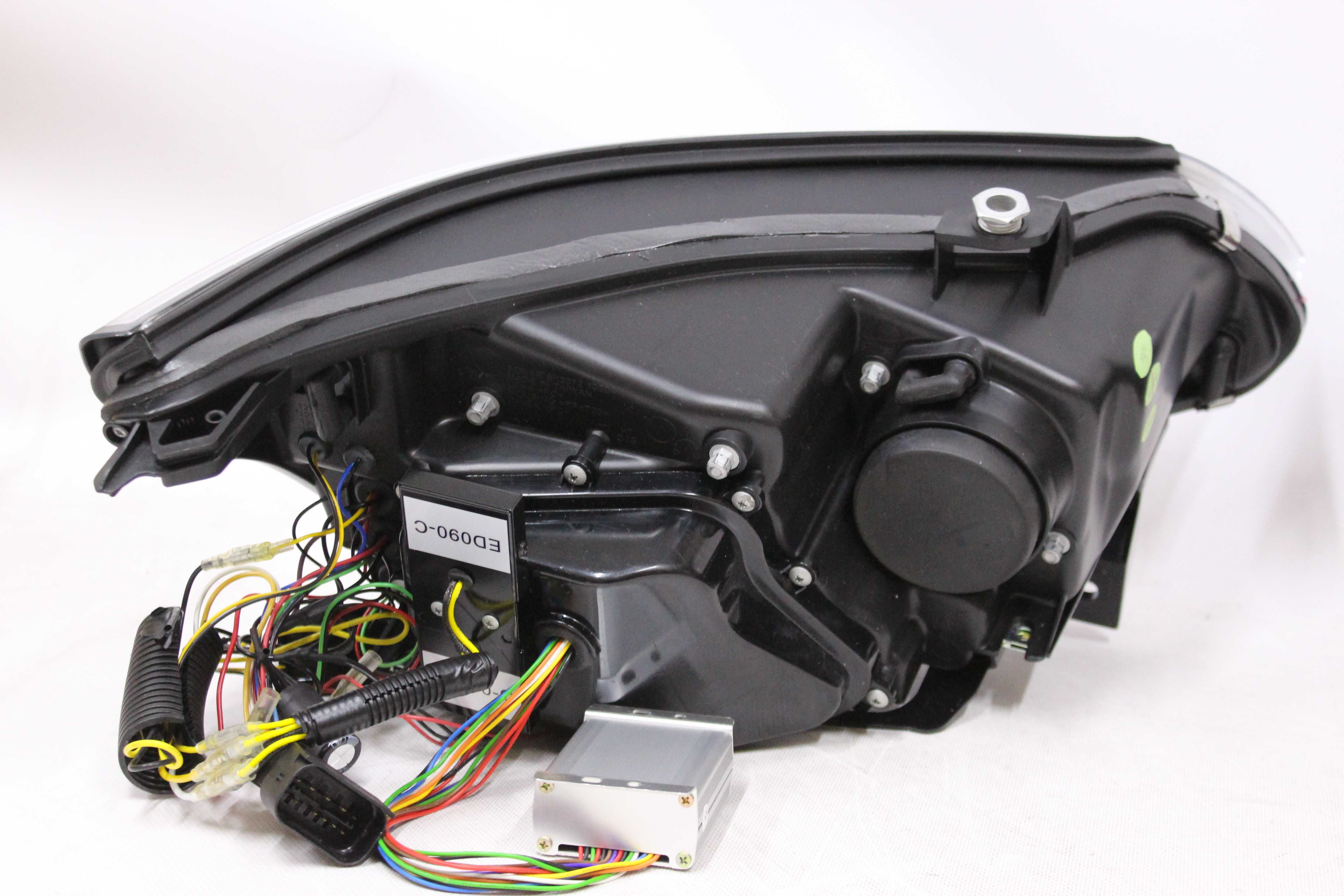 Lampy przednie przód BMW E60 E61 08-10 LCI LIFT Xenon Skrętne AFS RING