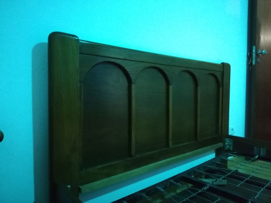 Cama casal c/ estrado