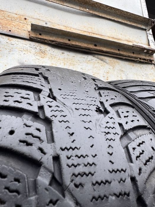 175/65 r14 Nexen WinGuard WinSpike WH62 зима (5 мм) 2016 год пара