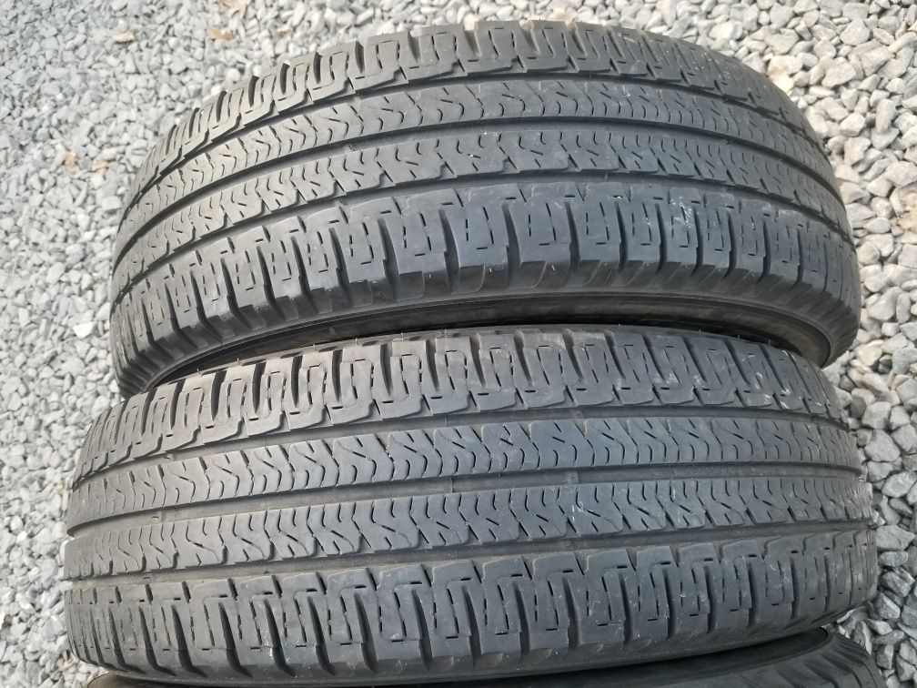 Шини 225/75/16с Michelin