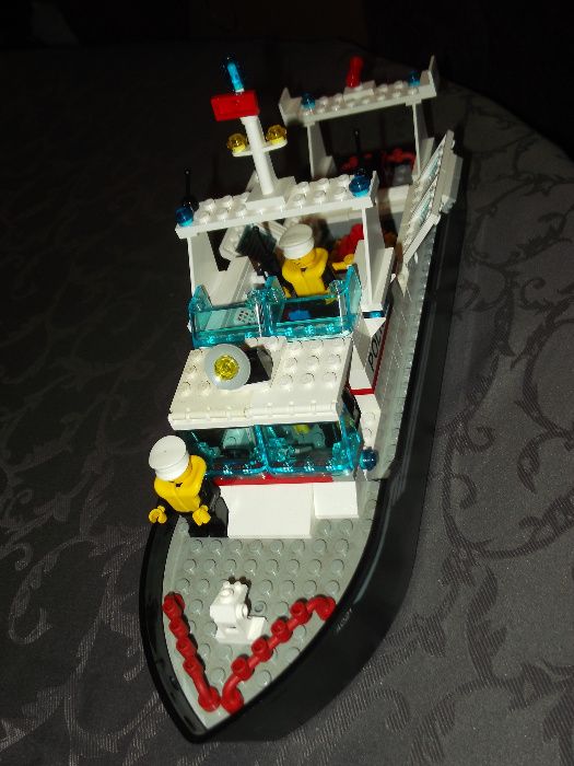 Barco patrulha da policia da Lego completo e com upgrades!