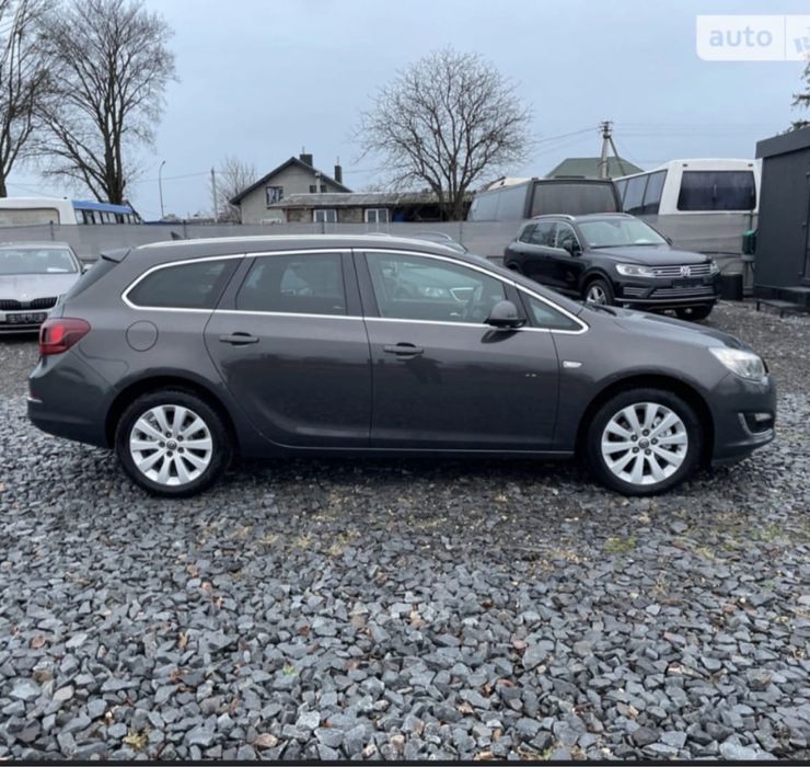 Продам opel astra J 2016 рік