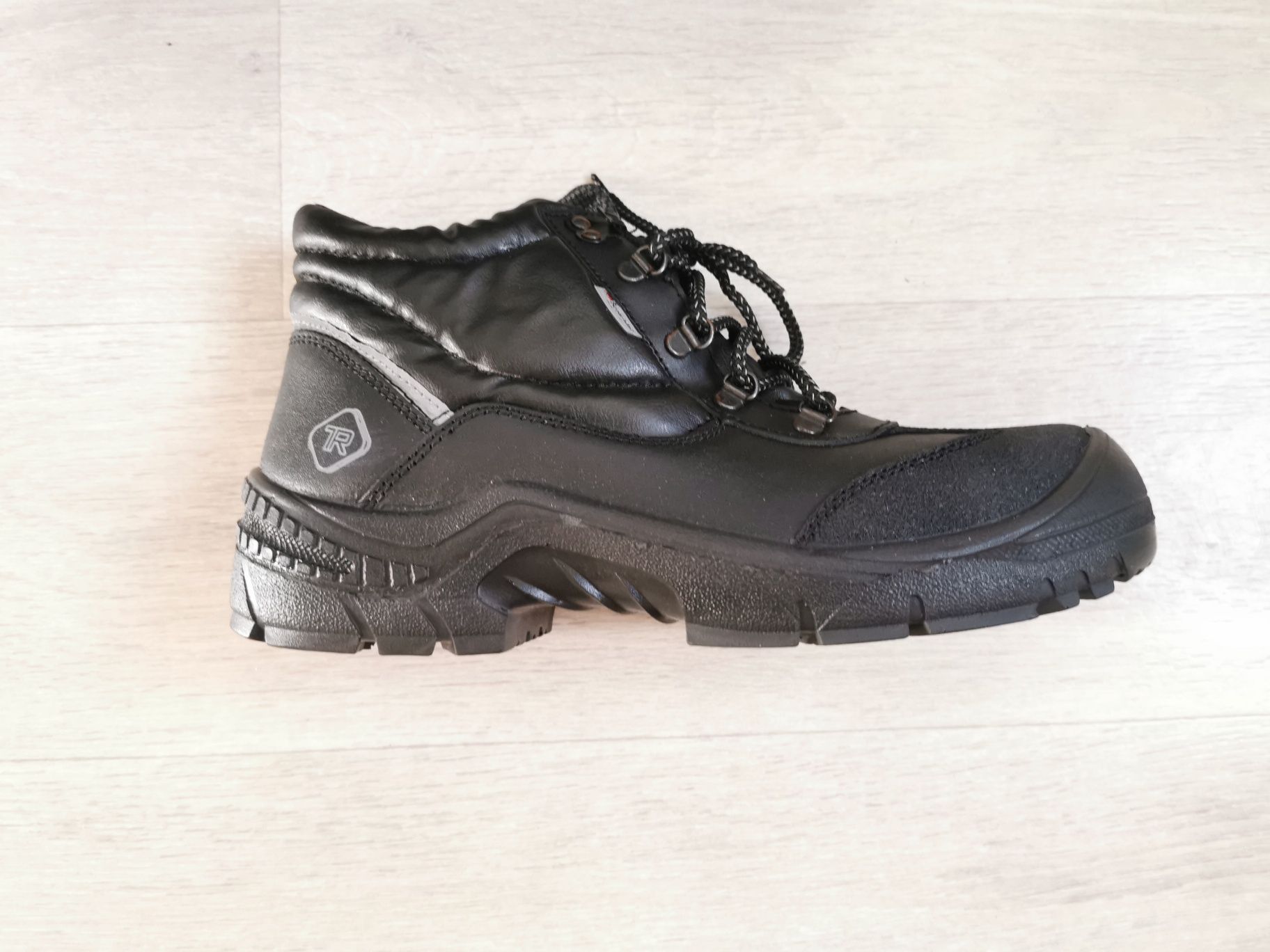 Buty robocze /Trzewik 1101P S2 lico czarne Fagum Stomil