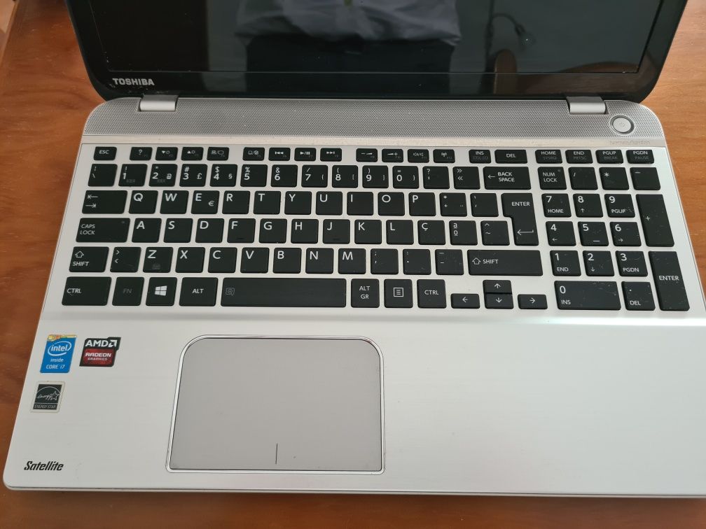 Portátil Toshiba Satellite P50-B-103