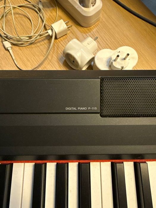 Піаніно Yamaha p115 в ідеальному стані
