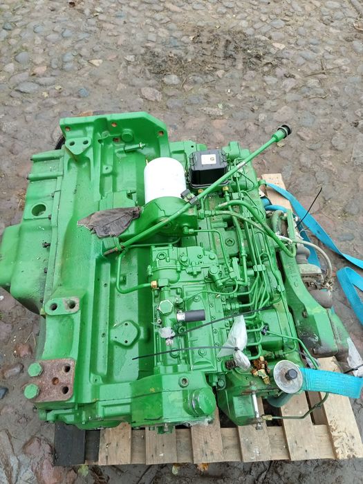 Silnik John Deere 6466A