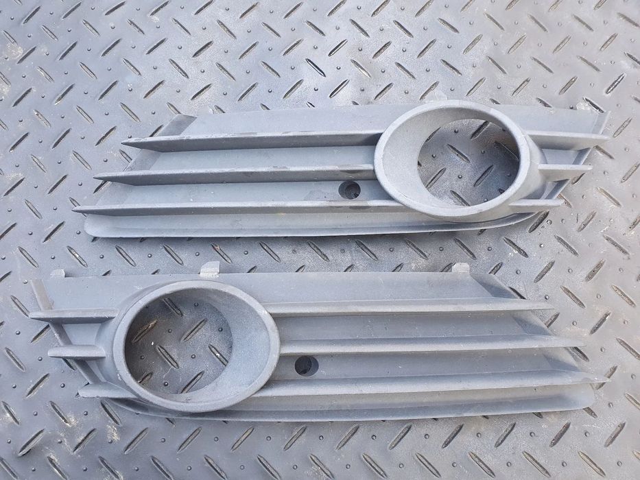 KRATKA ZDERZAKA LEWA PRAWA PRZÓD OPEL ASTRA H III 13126025 13126026