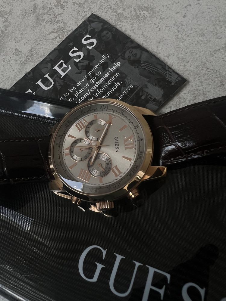 Чоловічий годинник  часи guess