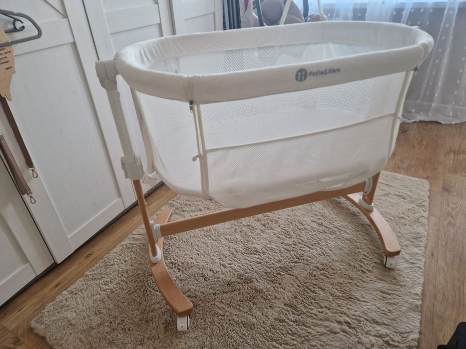 Petite&Mars Glory - łóżeczko dziecięce z funkcją kołyski | White