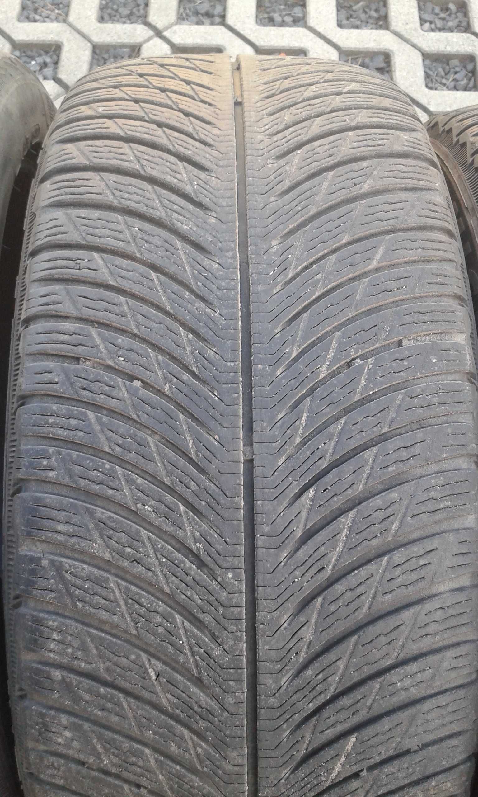 michelin Alpin 5 235/45/18