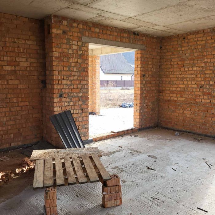 Продаж будинку в смт.Брюховичах