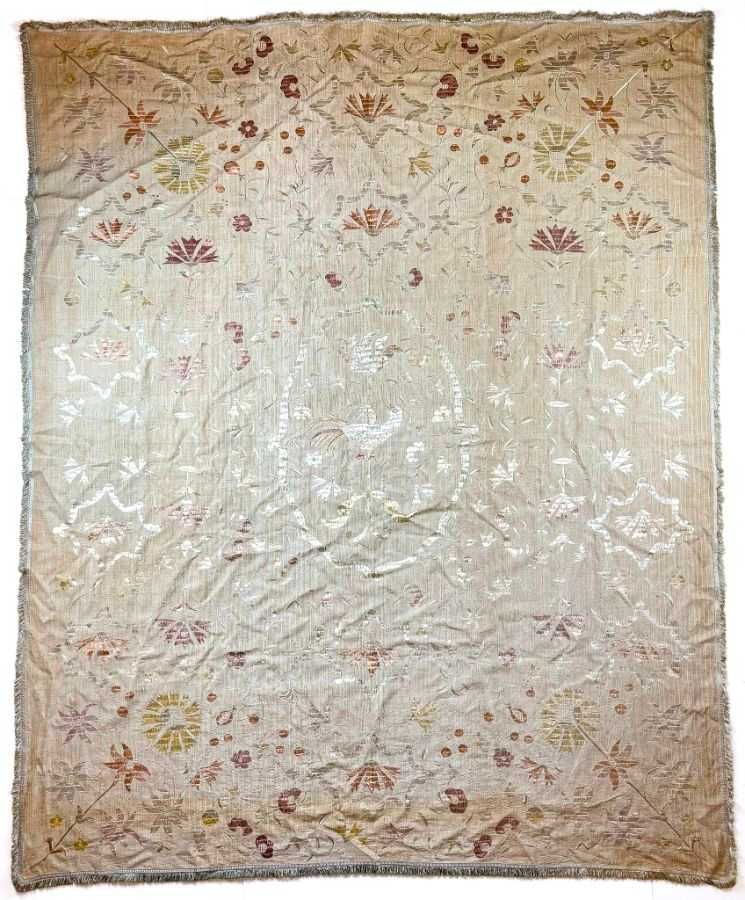 Toalha de mesa com bordados