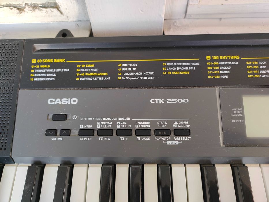 Casio CTK-2500 – 61 klawiszy, Dance Mode, dobry stan