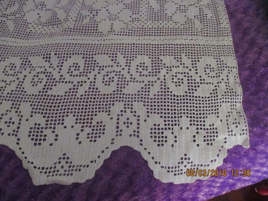 colcha de renda crochet feita a mão